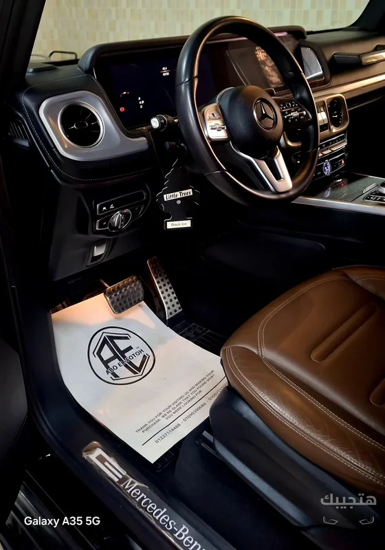 Interior view of 2019 Mercedes-Benz G-Class
