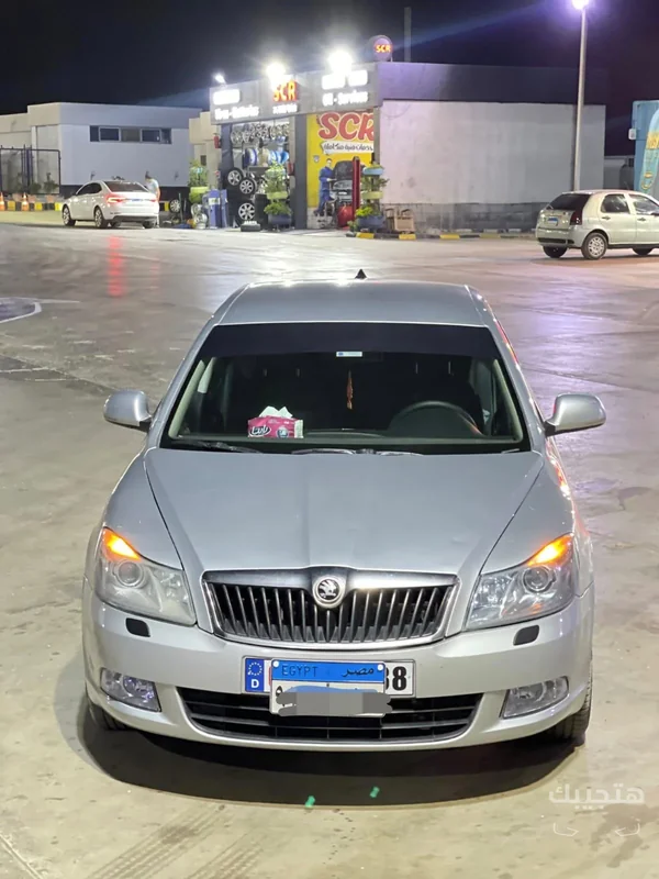 Front view of 2012 Skoda Octavia