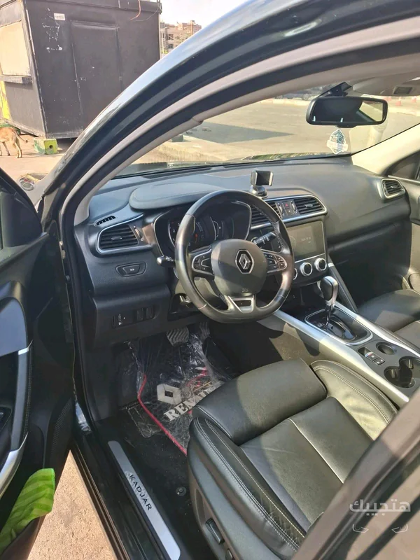 Interior view of 2020 Renault Kadjar