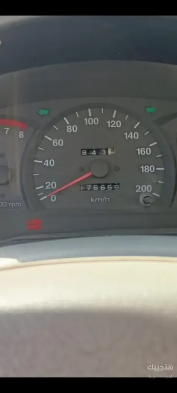 Dashboard and interior view of 2008 Hyundai Verna