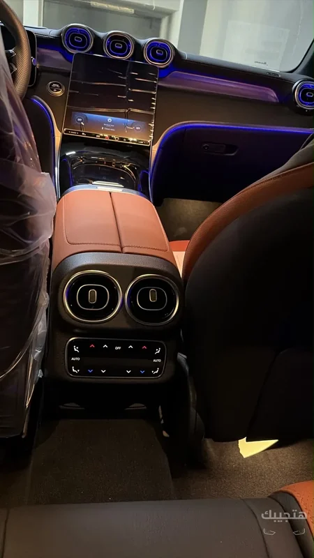 Interior view of 2026 Mercedes-Benz GLC 300