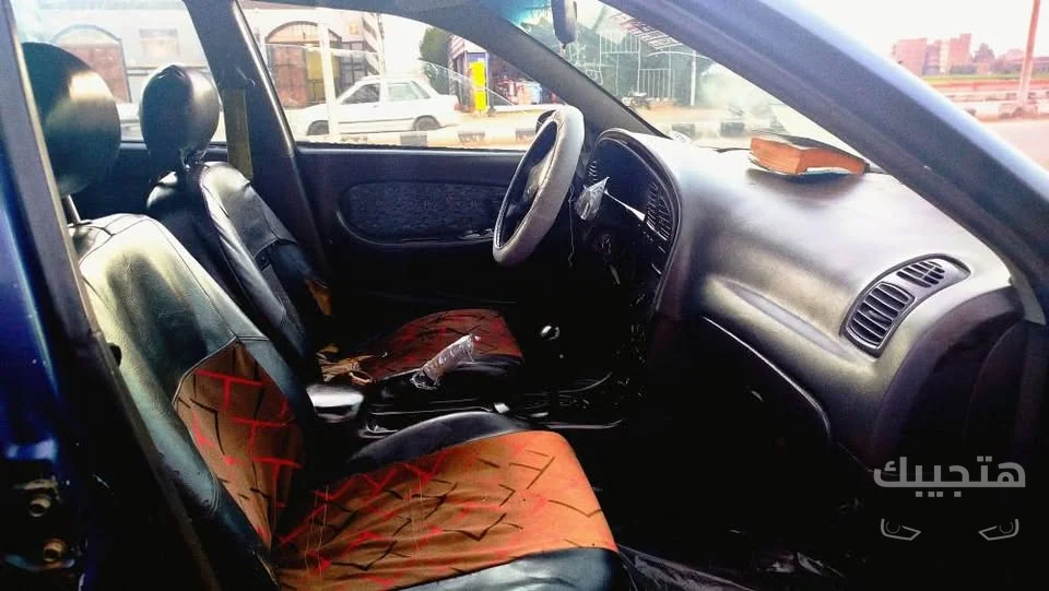 Interior view of 2001 Kia Sephia