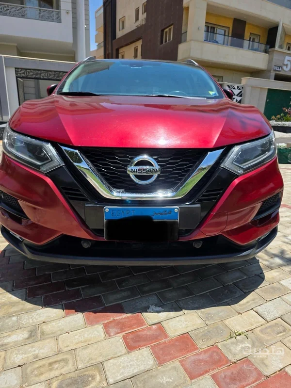 Front view of 2019 Nissan Qashqai