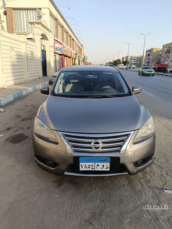 Front view of 2015 Nissan Sentra