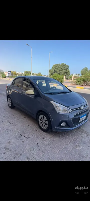 Front and side view of 2016 Hyundai i10