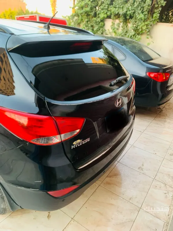 Boot and rear view of 2014 Hyundai iX 35