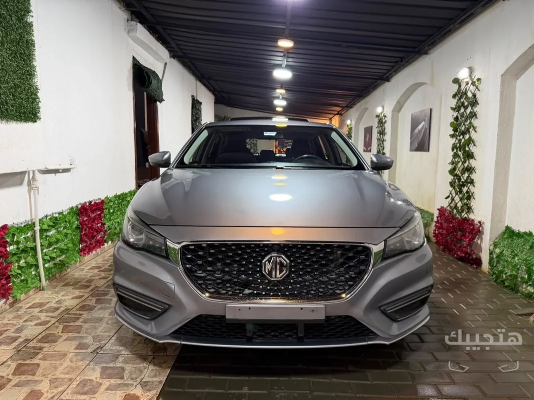 Front view of 2021 MG 6