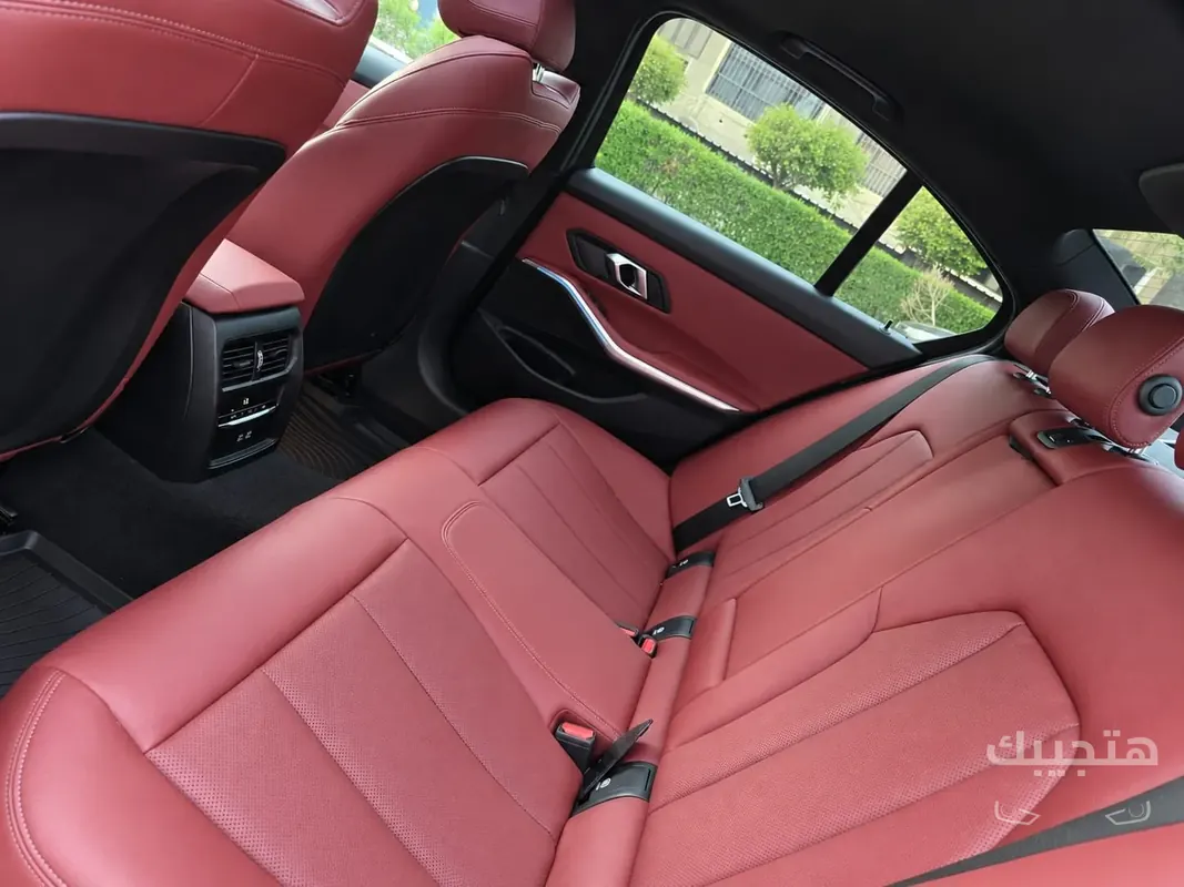 Interior view of 2024 BMW 320i