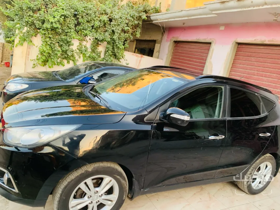 side view of 2014 Hyundai iX 35