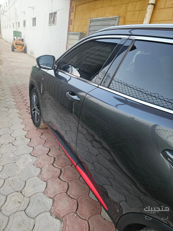 side view of 2024 Changan CS55