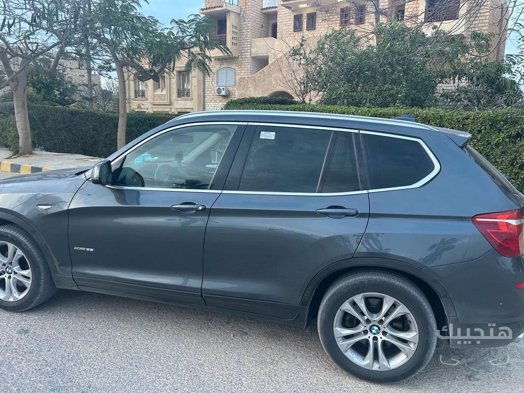 side view of 2015 BMW X3