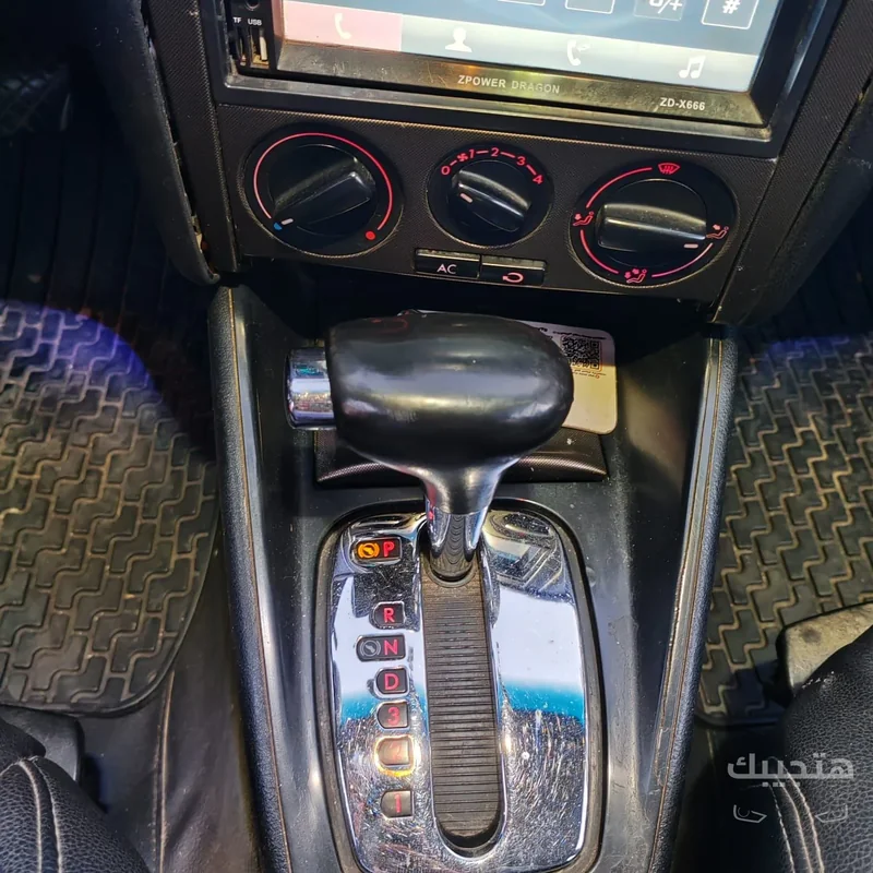 Interior and dashboard view of 2004 Volkswagen Bora