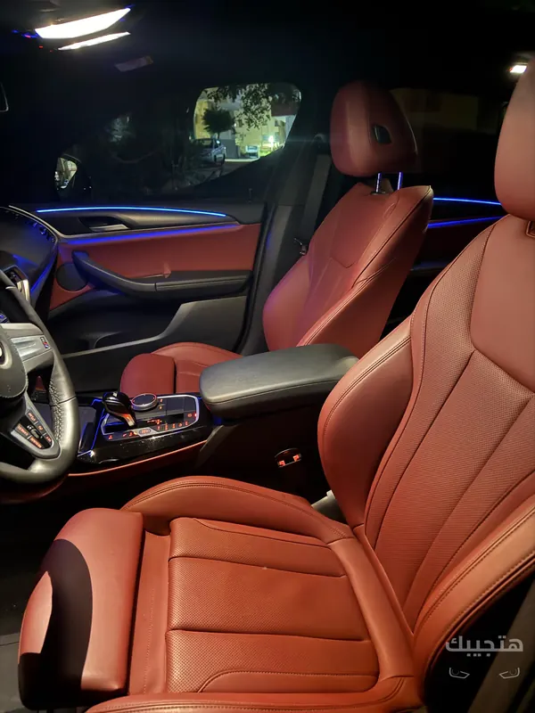 Interior view of 2025 BMW X4