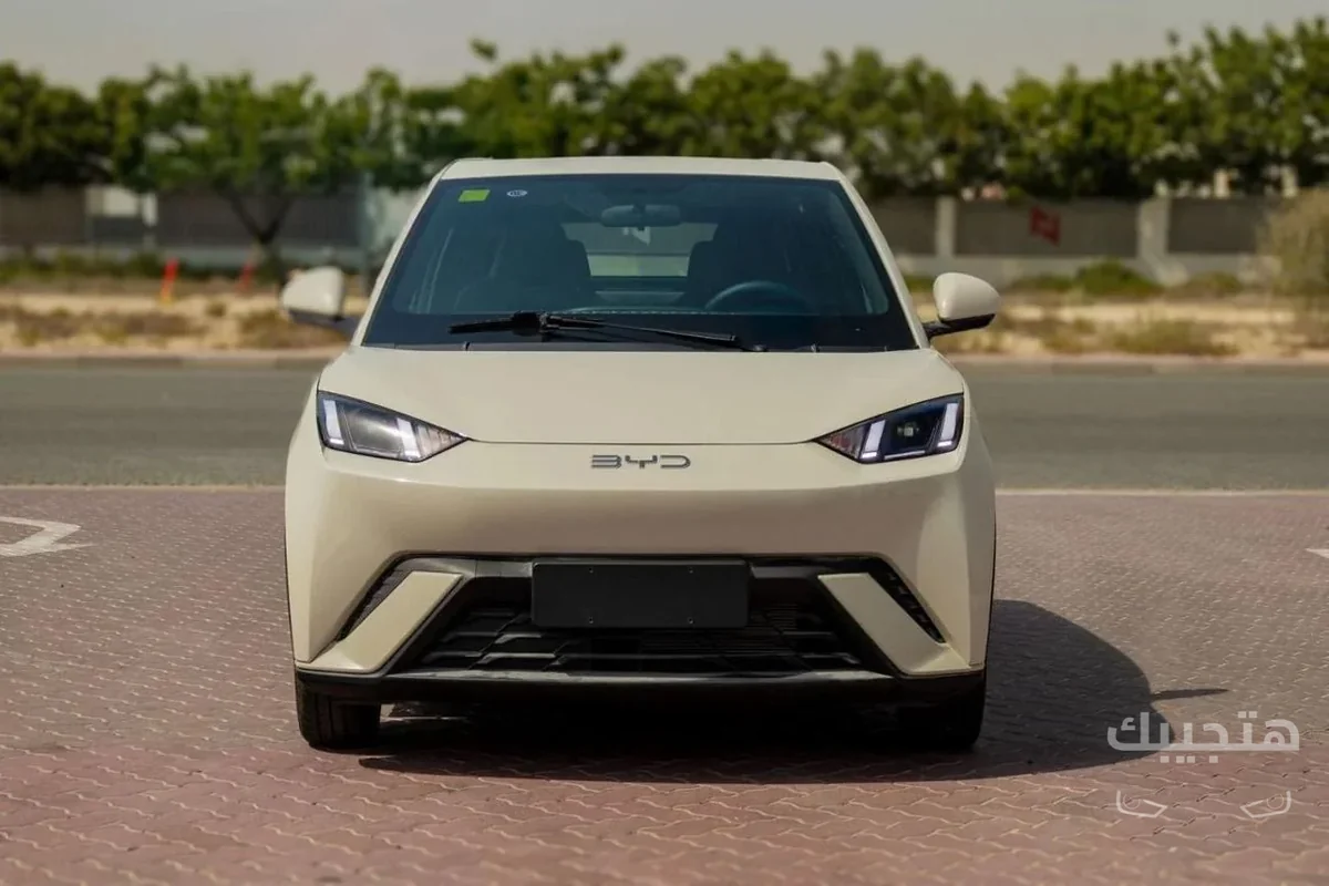 Front view of 2025 BYD Seal