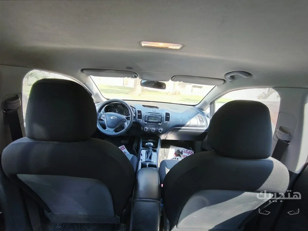 Interior view of 2018 Kia Cerato