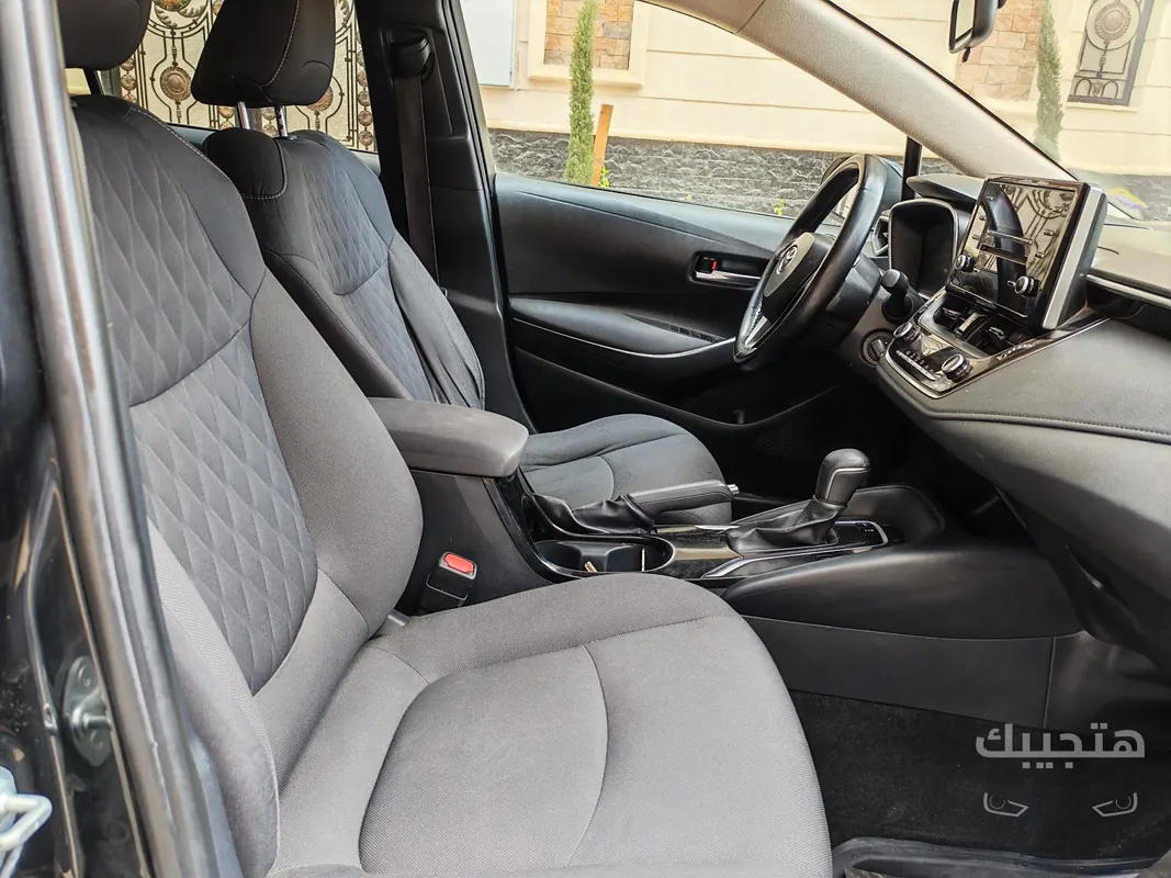 Interior view of 2019 Toyota Corolla