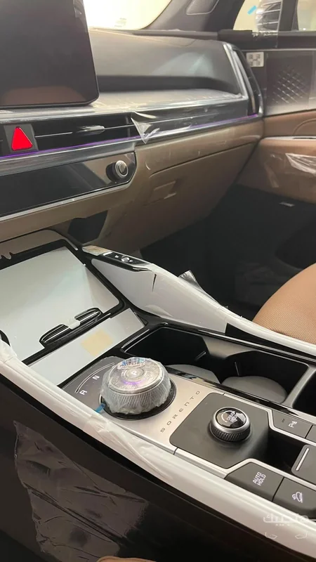 Interior view of 2025 Kia Sorento