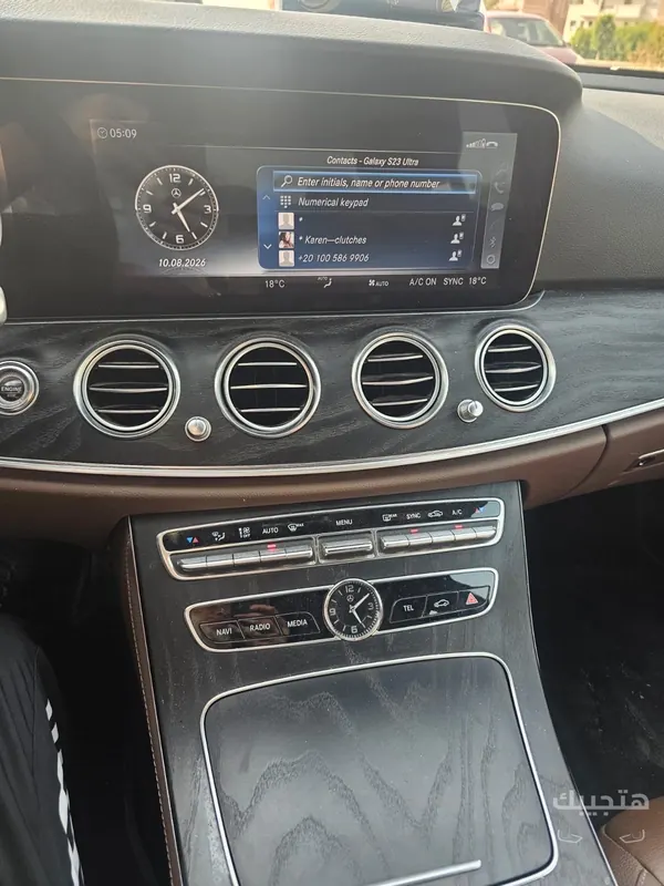 Interior view of 2020 Mercedes-Benz E200