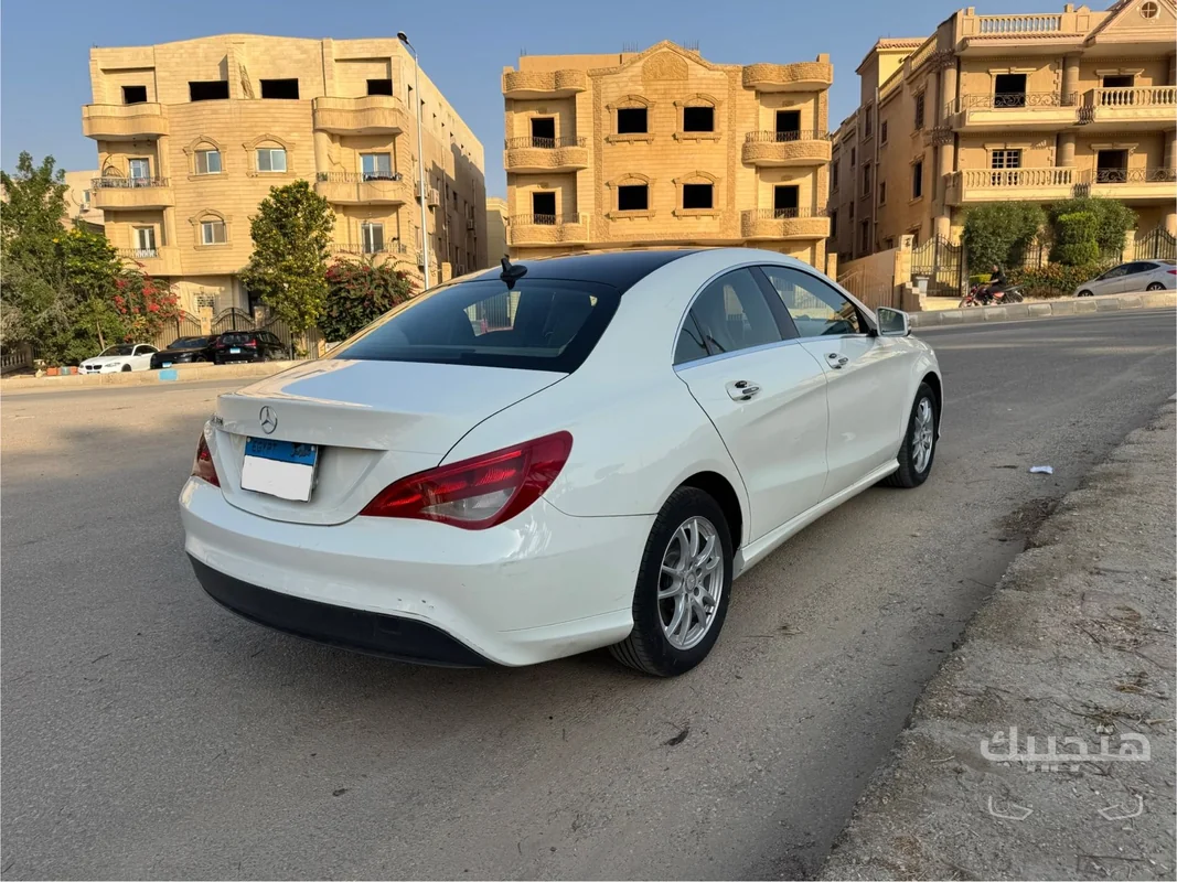 Rear view of 2014 Mercedes-Benz CLA 180