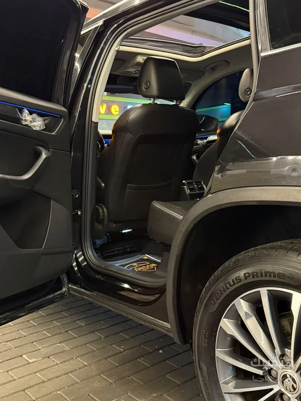 Interior view of 2020 Skoda Kodiaq