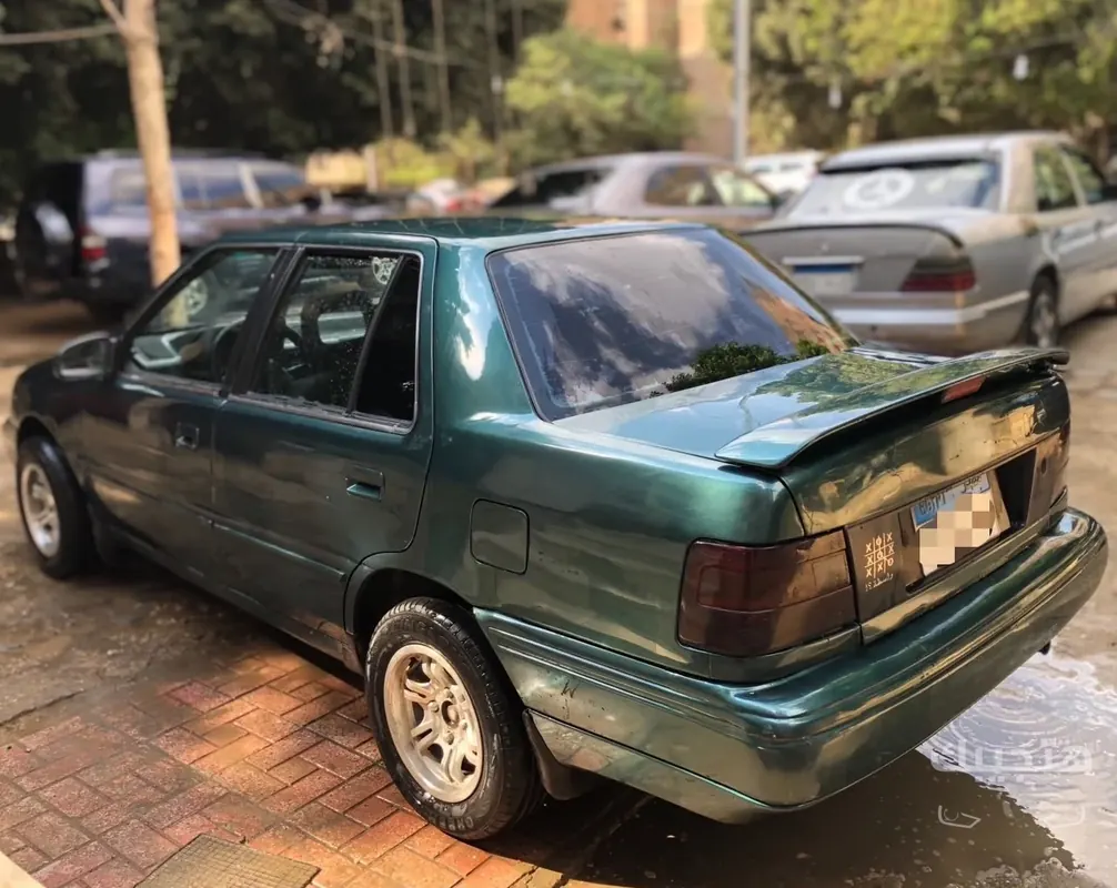 side and rear view of 1997 Hyundai Excel