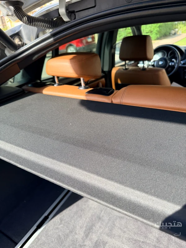 Interior view of 2017 BMW X4