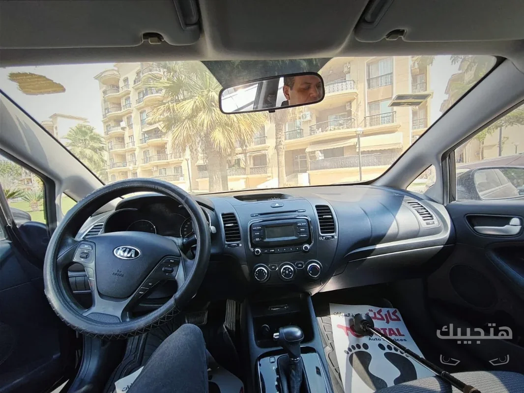 Interior view of 2018 Kia Cerato