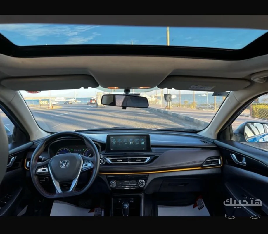 Interior view of 2022 Changan Eado