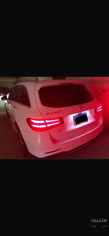 منظر خلفي لسيارة مرسيدس بنز جي إل سي موديل 2019