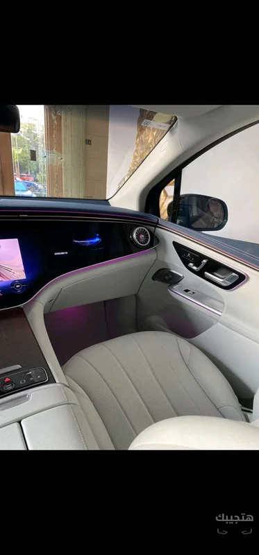 Interior view of 2026 Mercedes-Benz EQE 350