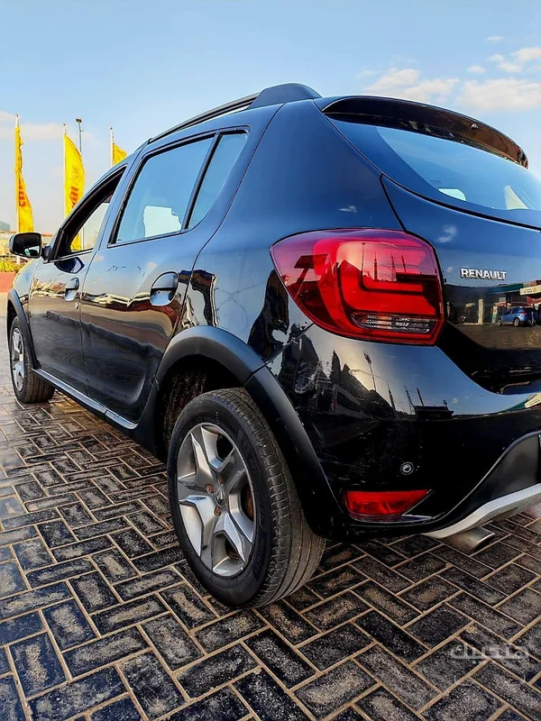 Rear and side view of 2022 Renault Sandero