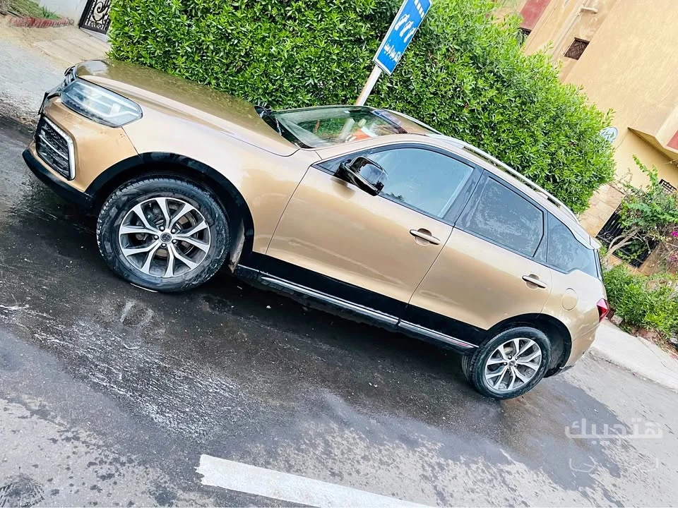side view of 2019 Zotye T600