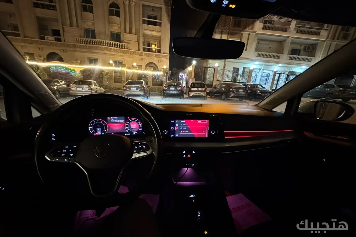 Interior view of 2024 Volkswagen Golf