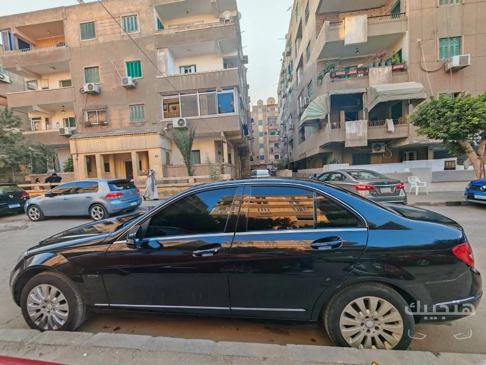 side view of 2010 Mercedes-Benz C250