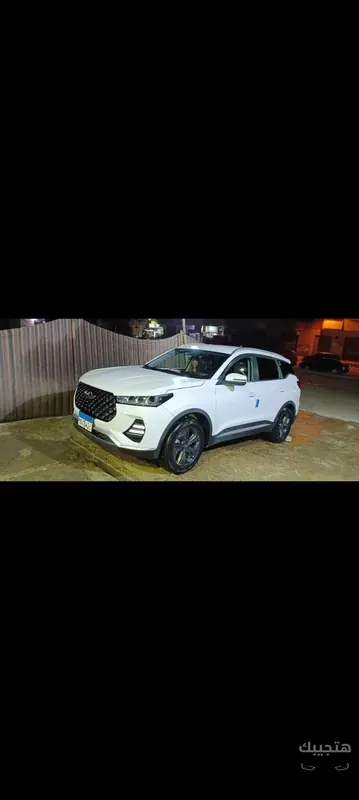 Front and side view of 2022 Chery Tiggo 7 Pro