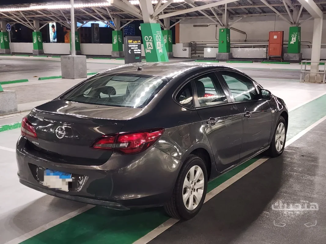 Rear and side view of 2016 Opel Astra