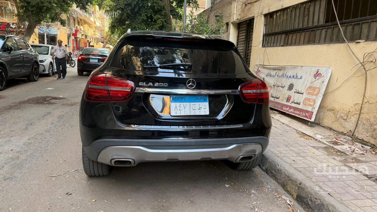 Rear view of 2018 Mercedes-Benz GLA 200
