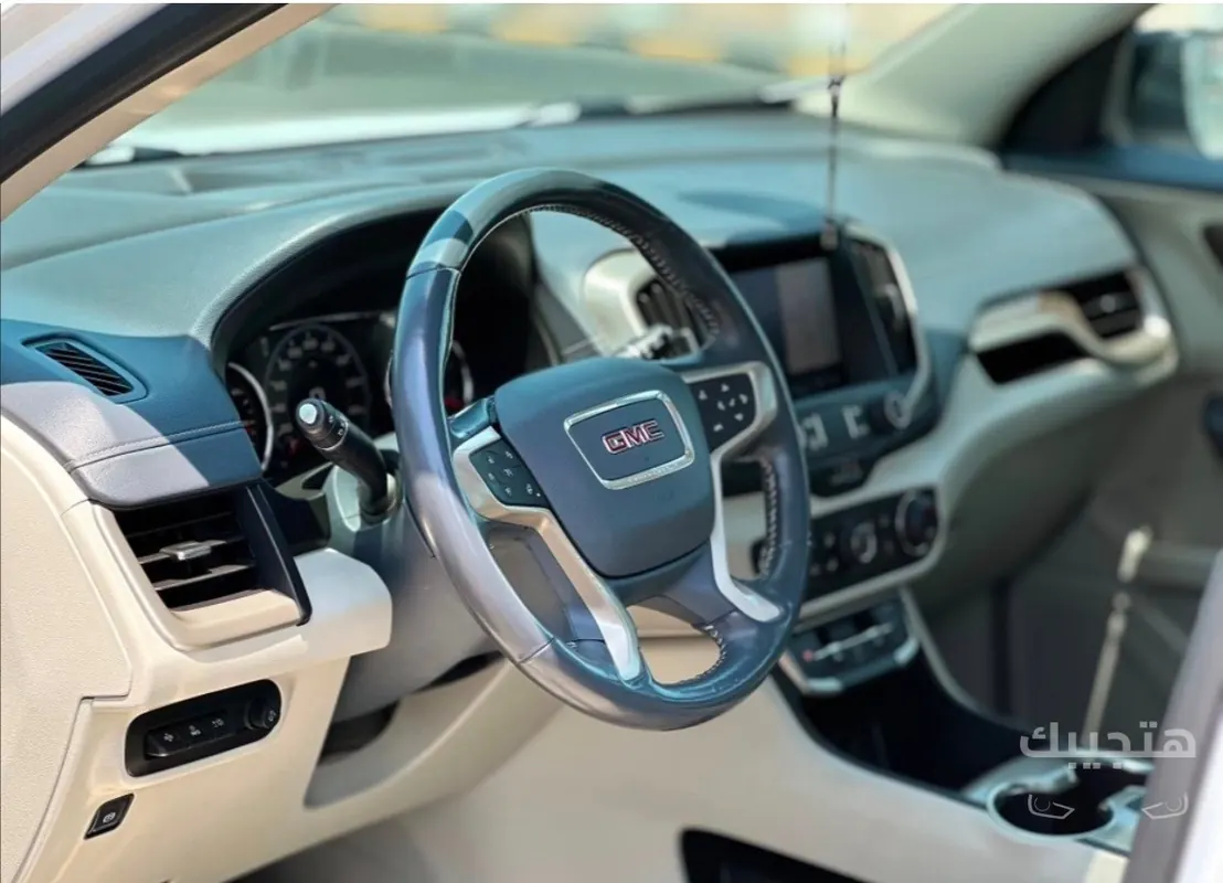 Interior view of 2022 GMC Terrain