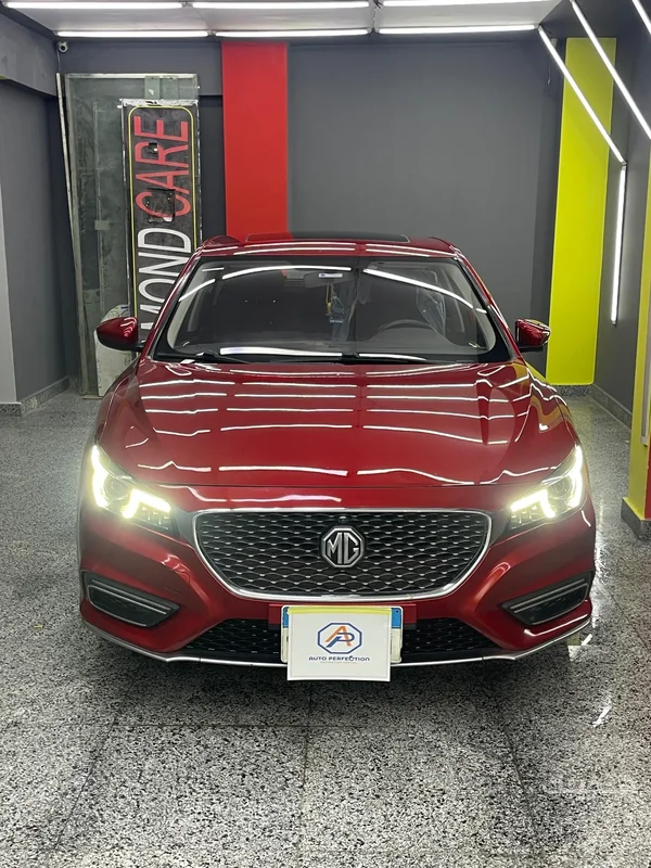 Front view of 2020 MG 6