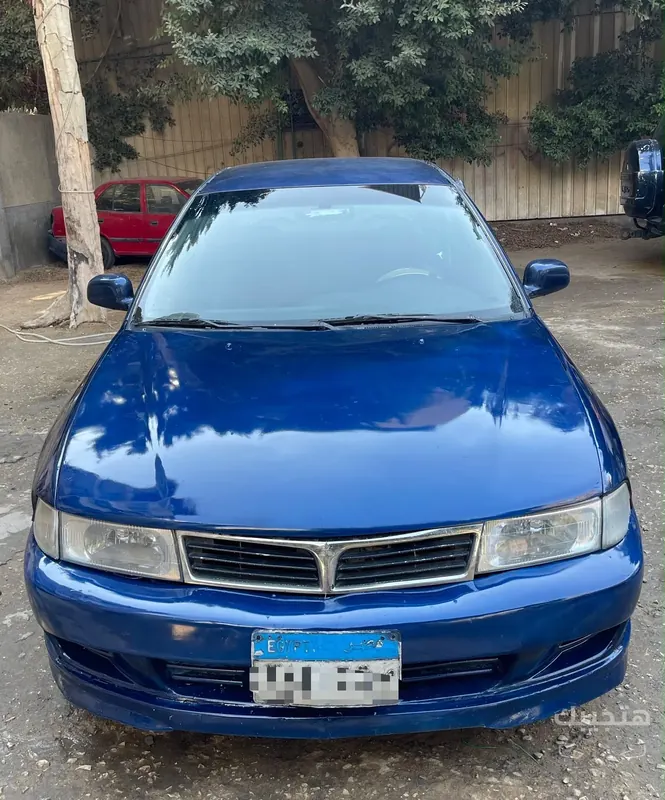 Front view of 1998 Mitsubishi Lancer