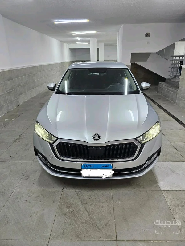 Front view of 2024 Skoda Octavia