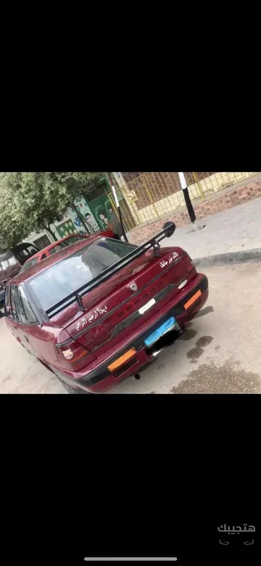 Rear view of 1996 Daewoo Nubira