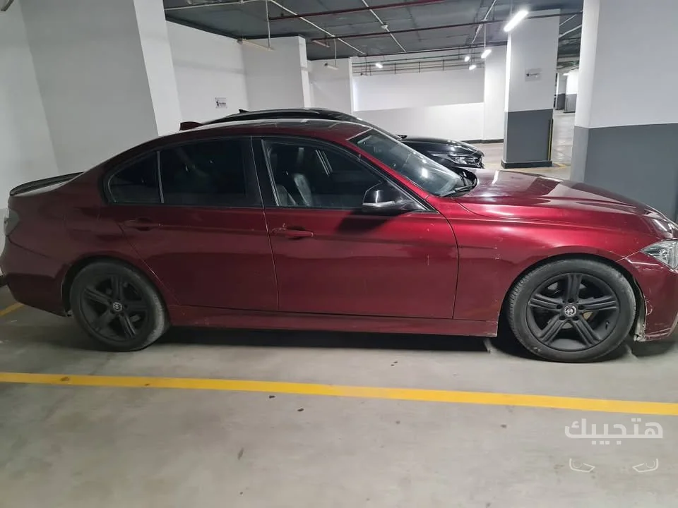side view of 2015 BMW 320i