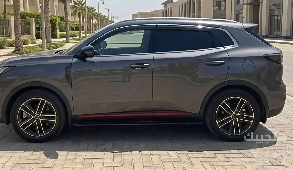 side view of 2024 Changan CS55