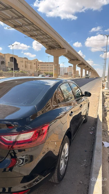 Rear and side view of 2022 Renault Megane