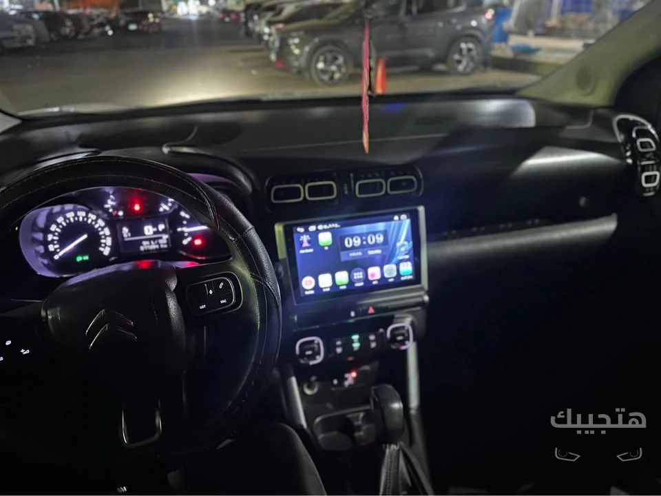 Interior view of 2020 Citroën C3 Aircross
