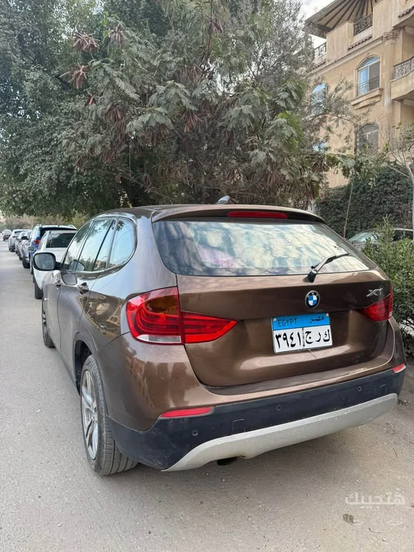 Rear and side view of 2013 BMW X1
