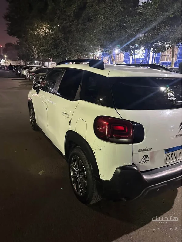 Rear and side view of 2020 Citroën C3 Aircross
