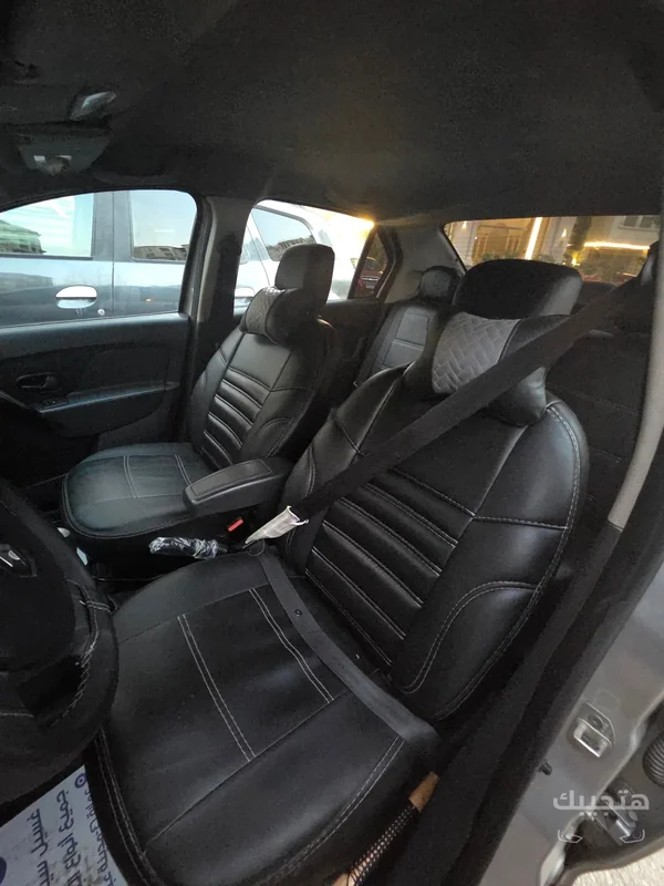 Interior view of 2016 Renault Logan