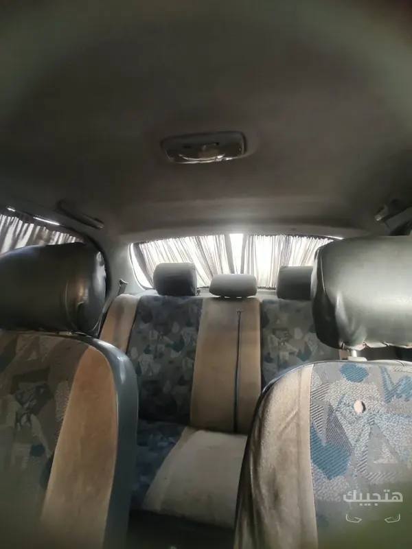 Interior view of 2005 Kia Ceed